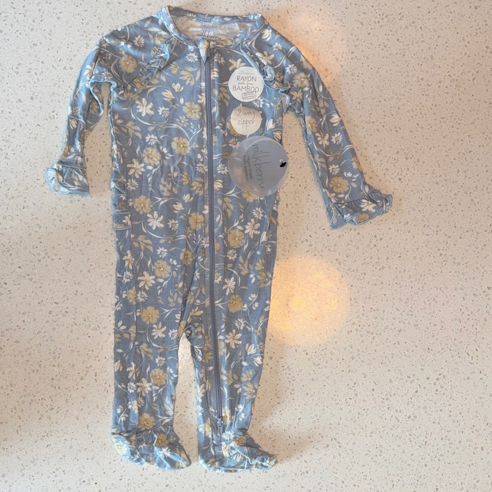 NWT Milkberry Bamboo Floral Baby Onesie 3-6m